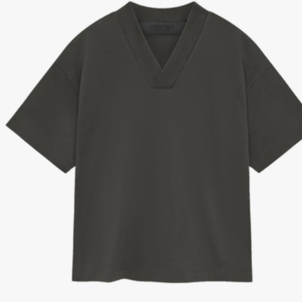 NWOT FEAR OF GOD ESSENTIALS V-Neck T-shirt Ink Sz L
